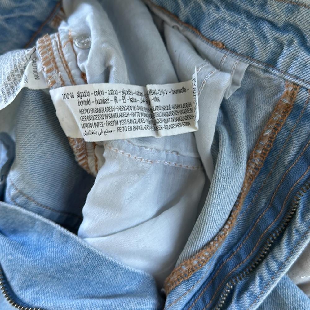 Zara shorts - Picture 3 of 4